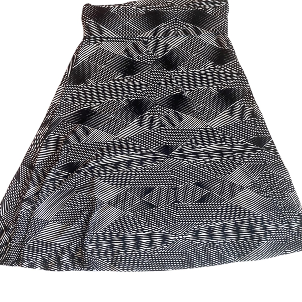 LuLaRoe skirt